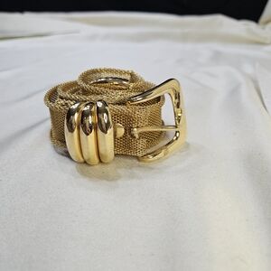 Chic Gold Mesh Belt
